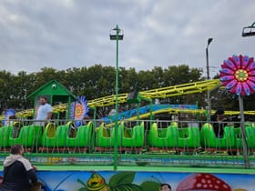 1001 Pattes / Mon manège éternel / Pomme