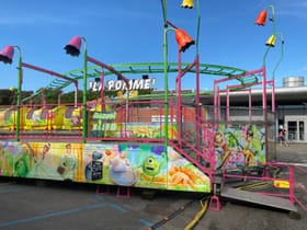 Pomme / Traineau du Père Noël (green tracks / pink supports)