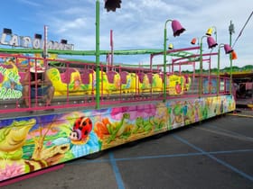 Pomme / Traineau du Père Noël (green tracks / pink supports)