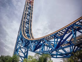 Superman: Escape from Krypton (left)